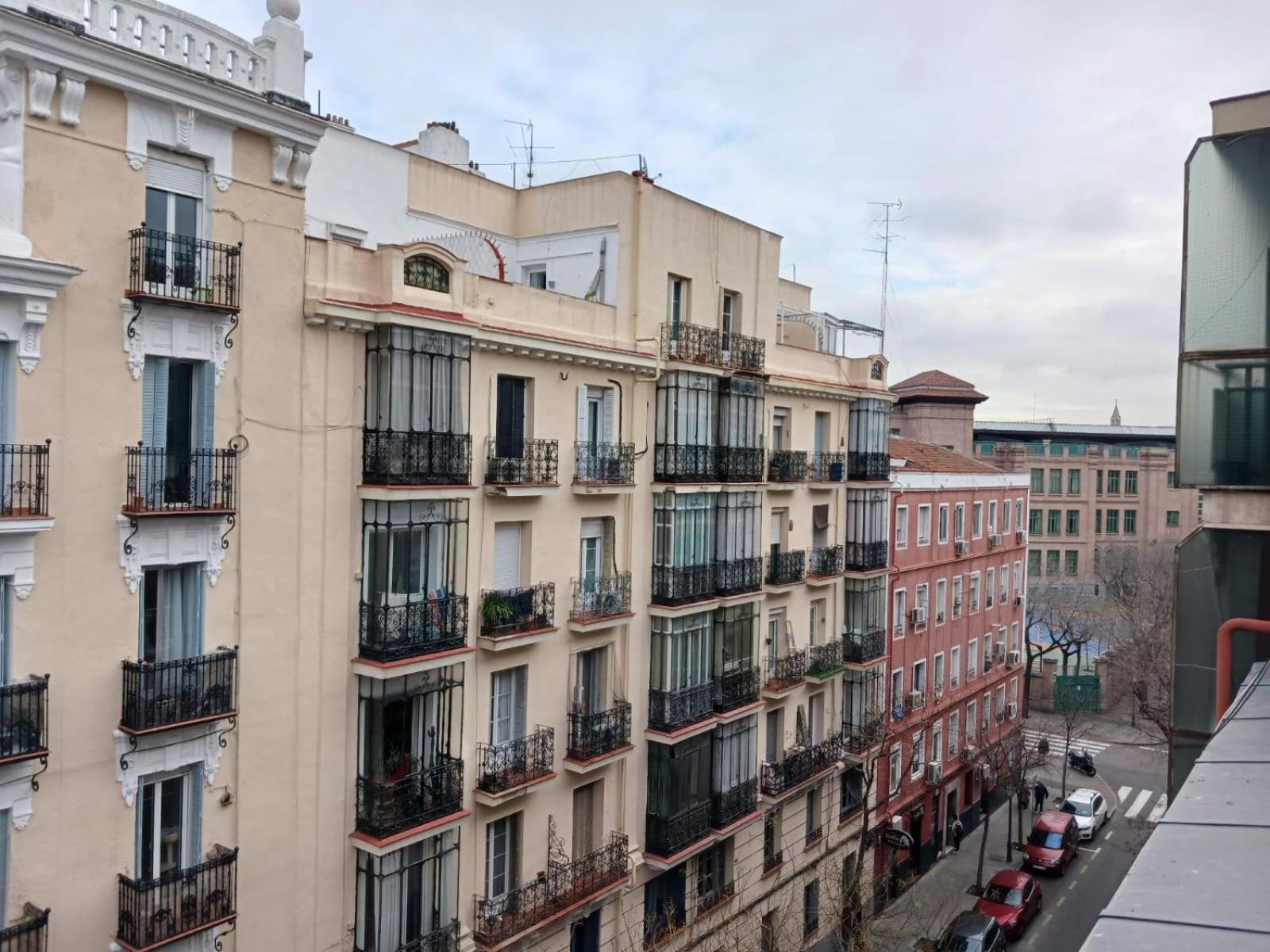 Апартаменты Disfruta Madrid Atocha Экстерьер фото